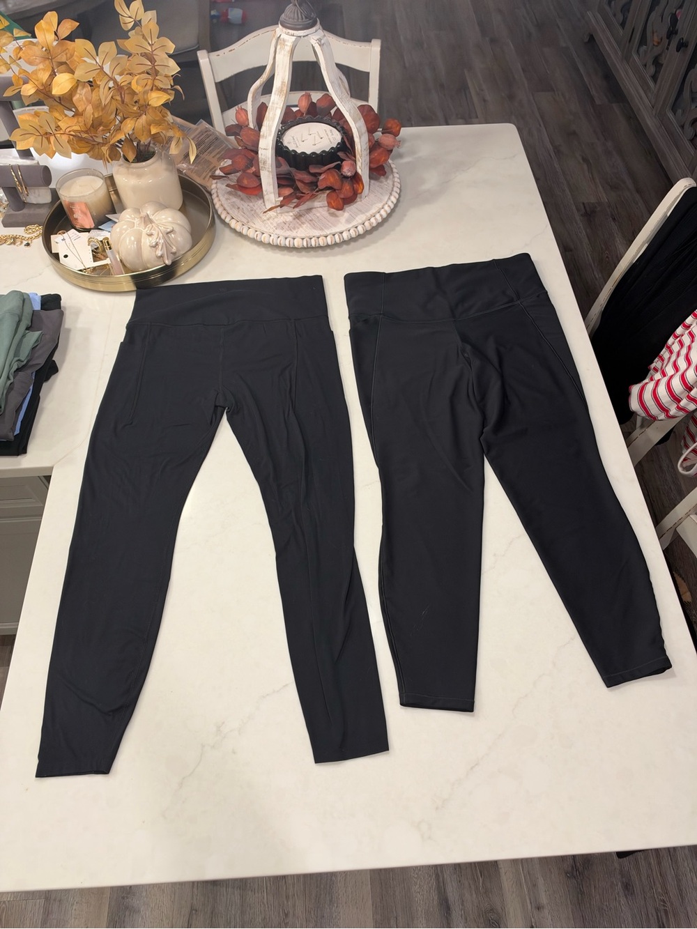 PINK Victoria's Secret Womens Leggings Various Colors smoke free home size L - Picture 3 of 3